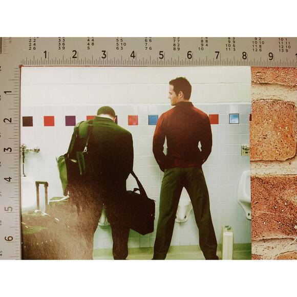 2004 Radio Shack Print Ad Men Traveling Sometimes Less Is Good Humor Scene - Picture 6 of 7